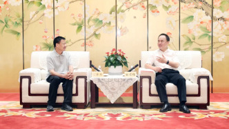 徐州市委书记会见“外卖诗人”王计兵：做徐州新大众文艺繁荣发展的带动者