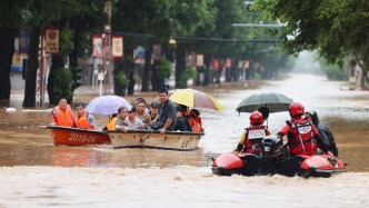 直播丨广西崇左遭遇暴雨洪水，龙州县多地被淹救援正在进行