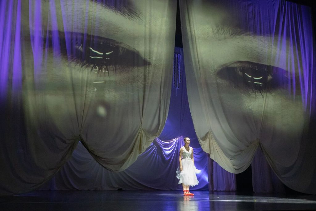 新闻配图