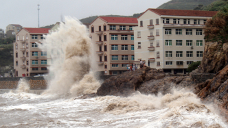 第1现场︱多图直击：台风“沙德尔”裹挟风雨逼近，浙江严阵以待