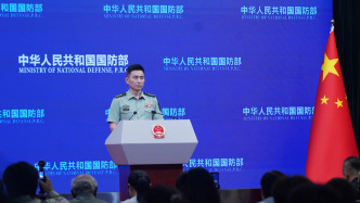 现场观察·国防部记者会｜台防务预算首次超1万亿元新台币，怎么看？