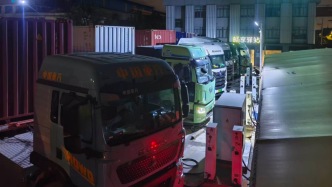 搭建零排放货运网络：电动重卡补能站如何从港区走向高速公路