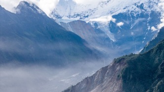 冰崩前地表温度达近两年最高，专家警告：气候危机正威胁尼泊尔山区稳定