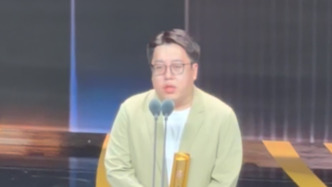 鲁奖得主班宇：时代在变，但写作者的位置从没有偏移