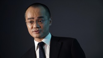 美团二季度环比扭亏，预计三季度外卖UE同比改善，王兴称“不会成为Token工厂”