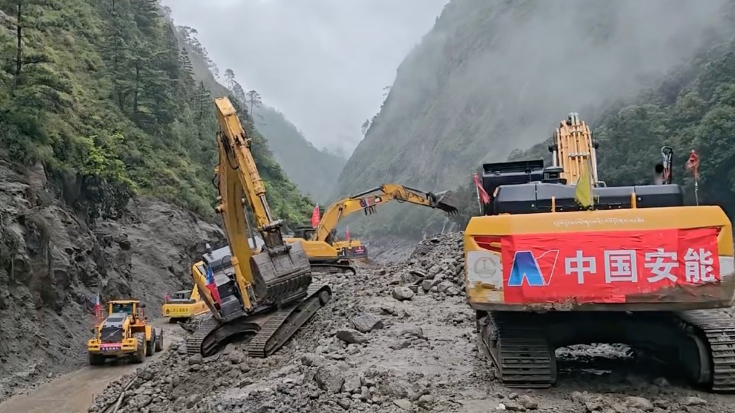 再难,也要挺进!中国安能全力抢通通往吉隆口岸两公里内道路