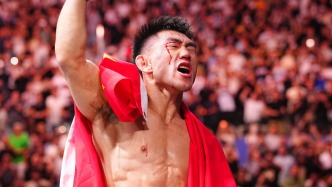 宋亚东KO击败乌马尔！距离梦想中的冠军战又近一步
