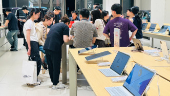 “开学数码三件套”持续涨价！不少家长直呼吃不消：预算直冲两万元