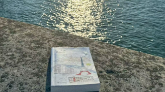 读了这本书，我买了两瓶香水