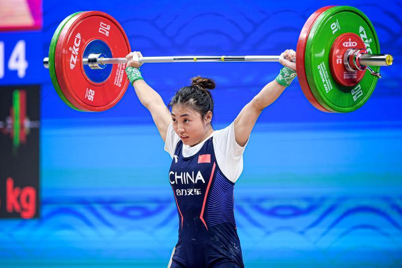 体坛联播|C罗上演帽子戏法,U17女足闯入世界杯八强