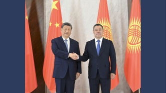 详讯丨习近平同吉尔吉斯斯坦总统扎帕罗夫会谈