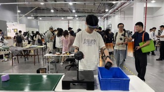 具身智能数据从1.0迈向2.0：数据采集从训练场走向真实世界