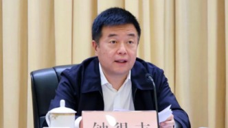 广西壮族自治区政府秘书长钟得志任南宁市委副书记、市政府党组书记