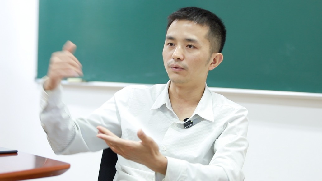 为什么AI总在“证伪”而非“证明”？同济陈小杨：大猜想的证明需要新工具，AI目前做不到