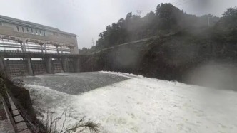 福建莆田遭连日暴雨，有人员失联
