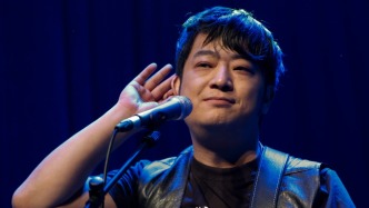 纪念｜孙孟晋：何勇身上的少年气息让人感叹，却又和现实世界格格不入
