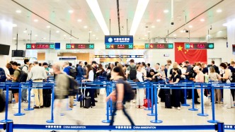领跑全国空港，浦东机场口岸今年出入境客流突破2500万人次