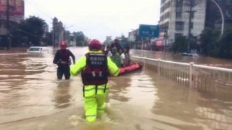 福建莆田遭强降雨多处出现险情，消防已疏散转移三千余人