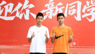 武汉一高校新学期迎来3对双胞胎新生，双双录到同一专业