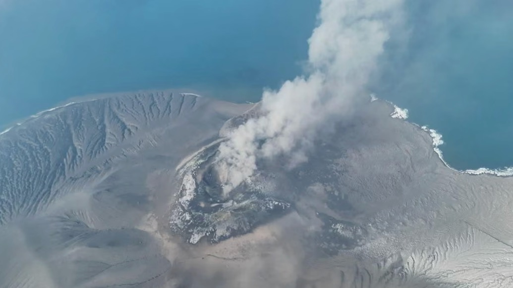 印尼4座机场因火山灰影响临时关闭