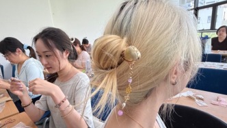 成年人的“开学第一天”，从早到晚都有课能上