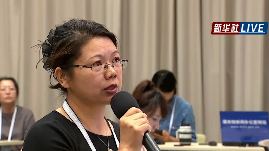 答澎湃丨全国政协副秘书长胡衡庐：政协委员充分发挥在界别群众中的代表作用，积极为广大群众做好事、办实事、解难事