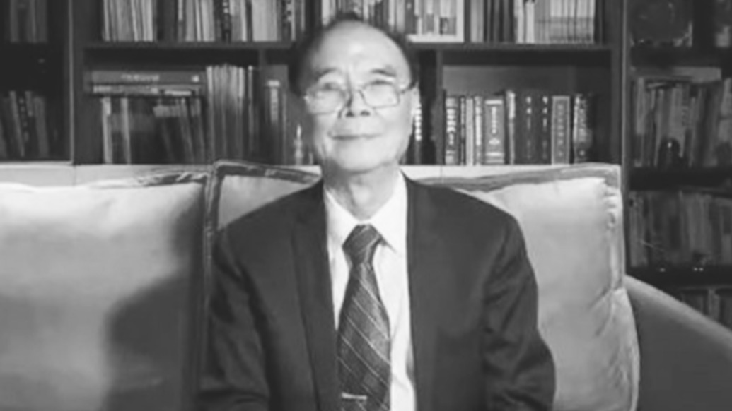 我国第一颗直拉硅单晶的主要研制者之一丁守谦逝世