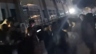 武汉理工回应“深夜响起消防警报学生跑出宿舍”：未发生火灾，系误报
