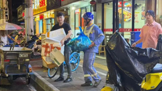 商铺门前垃圾散落，如何破解“治理后又反弹”困局？