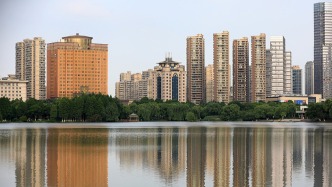 国家统计局：8月份各线城市商品住宅销售价格同比降幅继续收窄