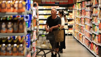国家统计局：8月社会消费品零售总额39824亿元，同比增长0.4%