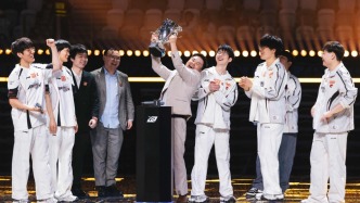 AL勇夺2026LPL总冠军，英雄联盟走过传奇般的15年