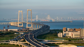 李家超：深化粤港澳大湾区建设，搭建全球合作网络