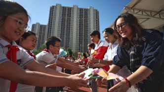 《中小学校领导人员管理办法》公布：加大对招生录取、食堂管理等问题监督力度