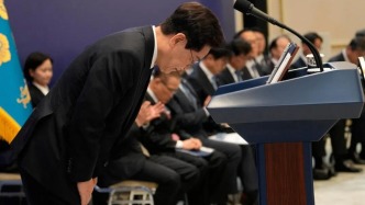支持率创新低，韩总统李在明向国民致歉：不连任、不参战中东
