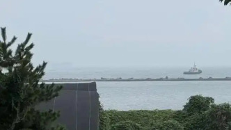 山东荣成一面包车坠海致8死3伤，调查报告认定：司机路况不熟、误判路线