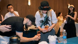 Overseas Influencers Turn to Chinese Factories to Build Their Own Brands