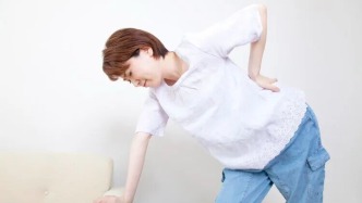 腰椎间盘突出症，容易“盯”上8类人，你中招没？做好几点可预防