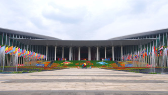 李强出席2026年世界技能大会开幕式并致辞