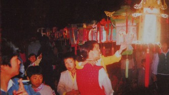 朱泾花灯会：一个江南古镇的节日与狂欢