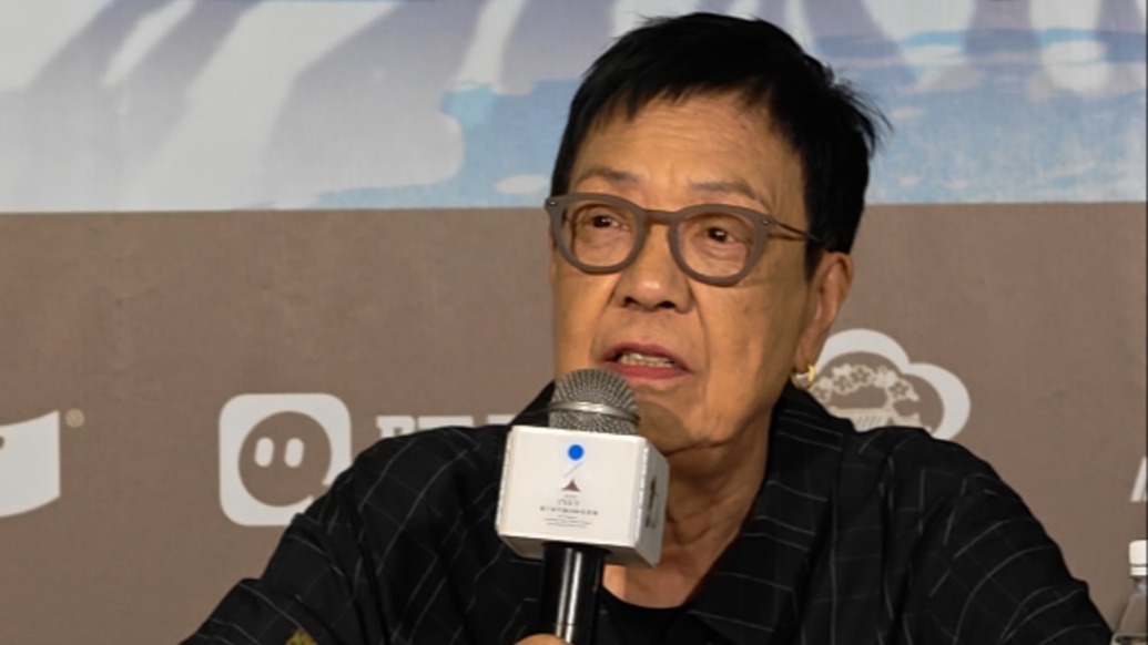 许鞍华回忆拍《胡越的故事》趣事:钟楚红洗衣服、周润发烧饭