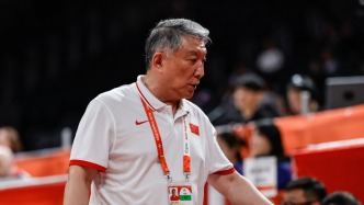 宫鲁鸣回应三分球颗粒无收：时间长了什么情况都可能遇到