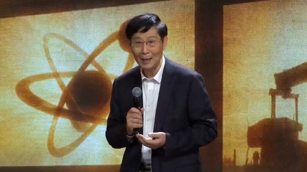 青春华章|热爱物理却学了化学,陈凯先院士:“只要是国家需要”