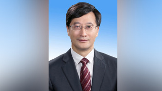 北京航空航天大学校长王云鹏转任校党委书记