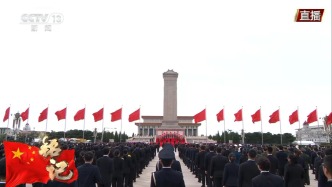 烈士纪念日向人民英雄敬献花篮仪式在京隆重举行，习近平等党和国家领导人出席