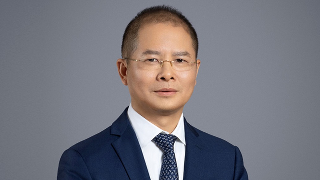 徐直军10月1日起当值华为轮值董事长