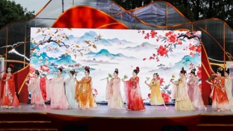 山海瑞兽、十二花神齐聚，五百年古猗园上演一场国风穿越盛宴