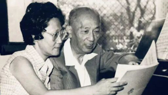 从《长征交响曲》到《信仰之路》，那束光照耀了90年