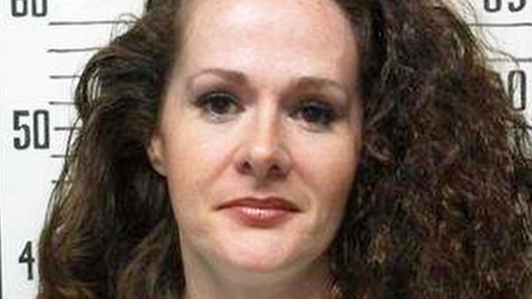 反转又反转!美国女死囚被注射两剂致死药物后仍活着还打鼾,紧急送医治疗