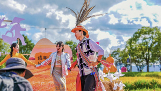 昆明第三届大地丰收艺术节在滇池湖畔开幕